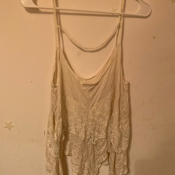 Ruffle Lace Tank - Picture 3 of 3